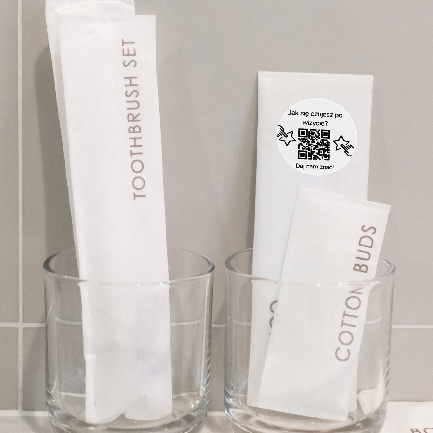 Naklejka QR opinie Google „Jak się czujesz po wizycie?” salon masażu spa 3cm zestaw 468szt