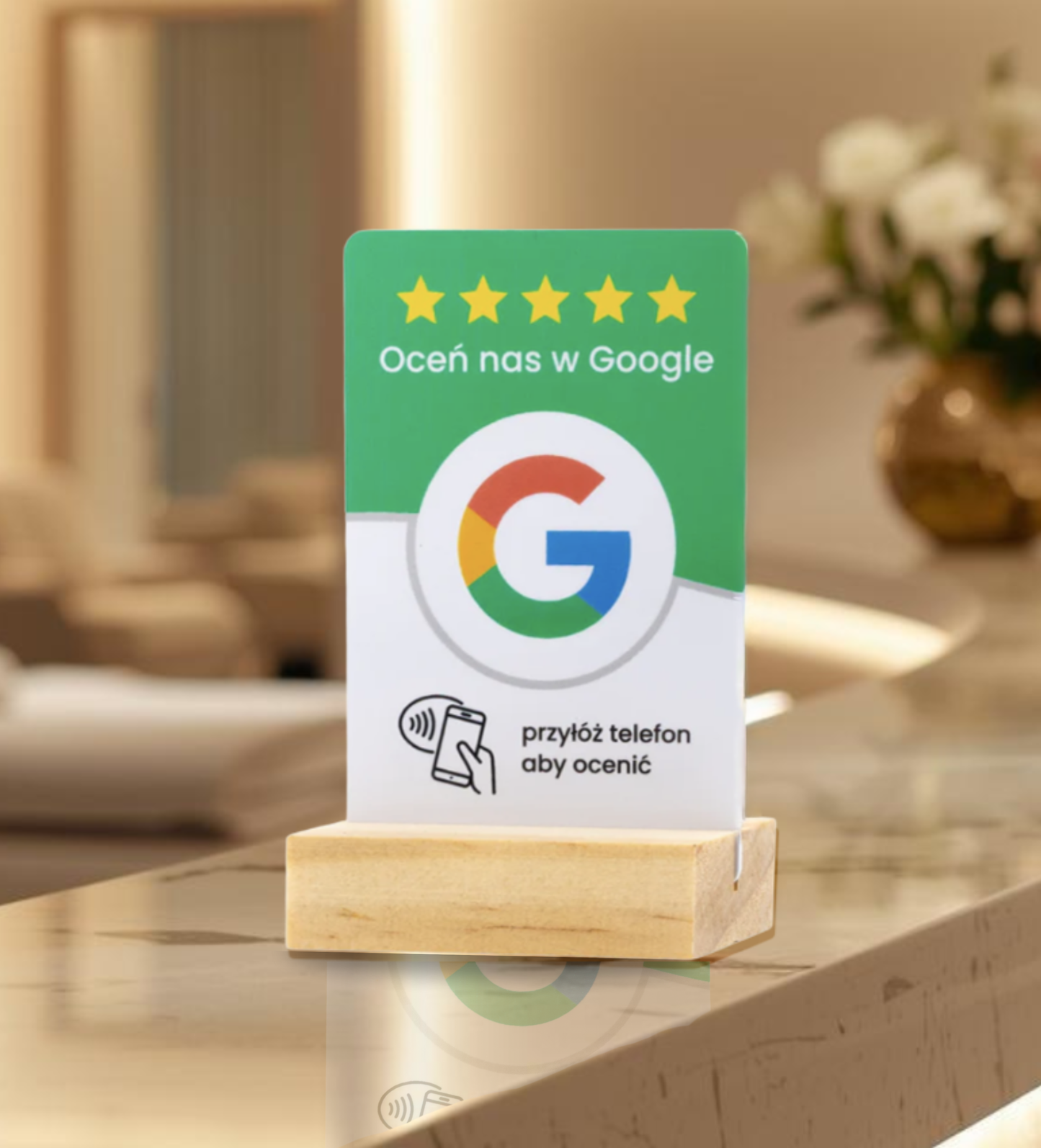 Karta NFC do opinii Google przy recepcji