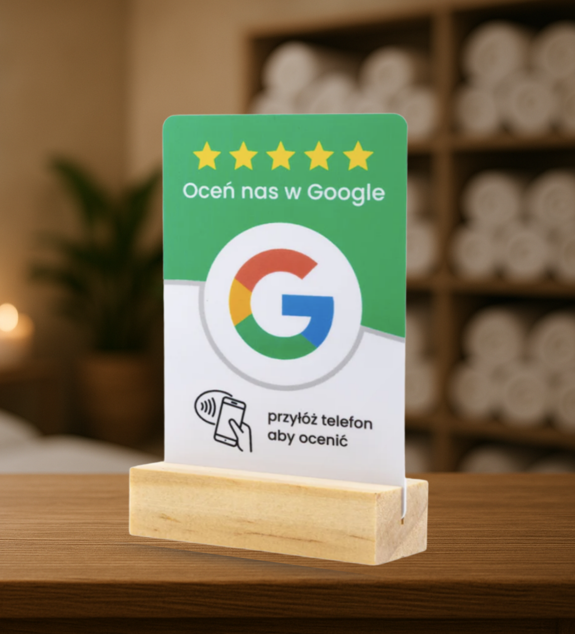 karta NFC w recepcji salonu spa