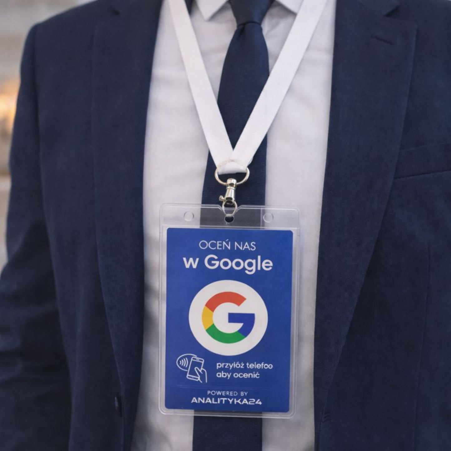 niebieska karta nfc u pracownika