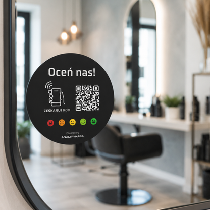 naklejka nfc czarna w salonie beauty