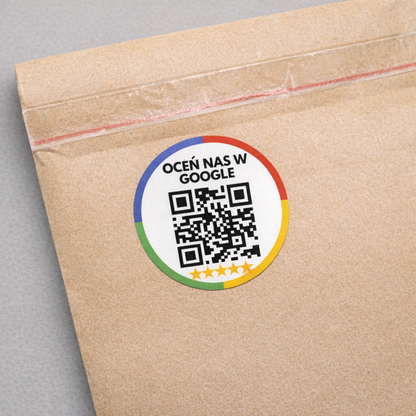 naklejka z kodem qr biała na kopercie