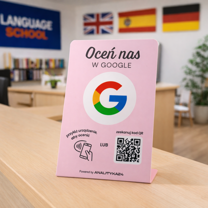 prezenter różowy w szkole