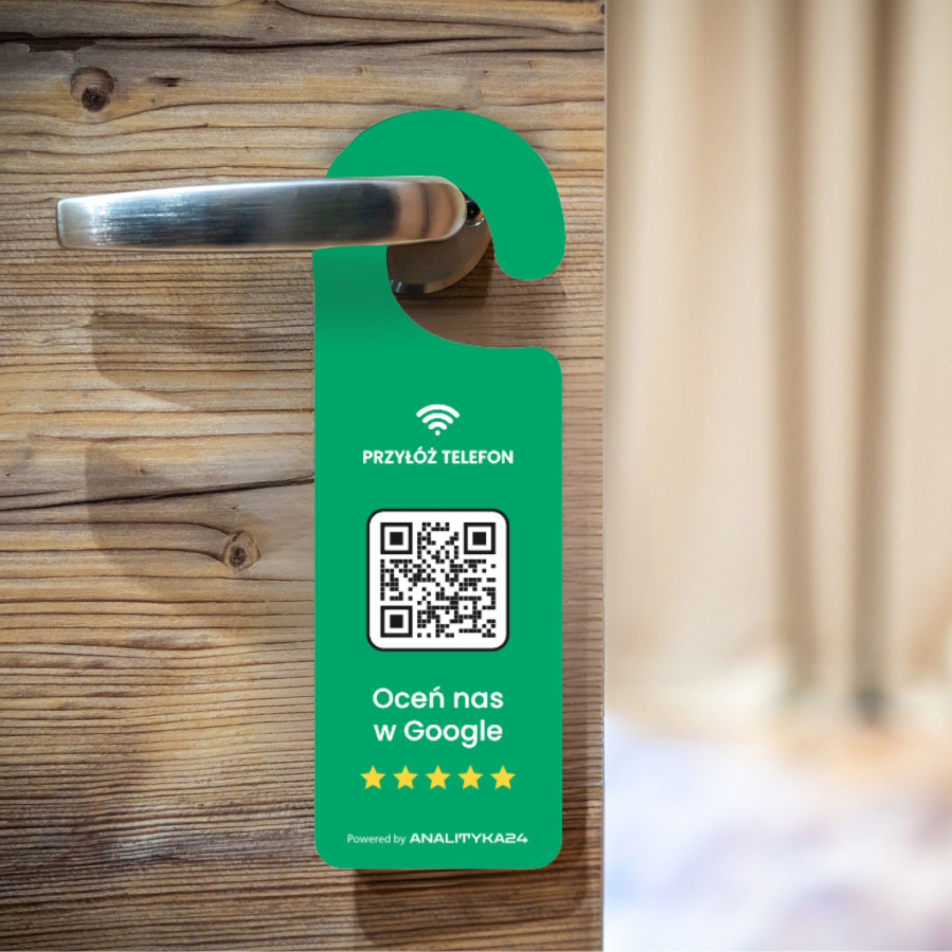 Zawieszka hotelowa umożliwiająca poznanie opinii gości hotelu