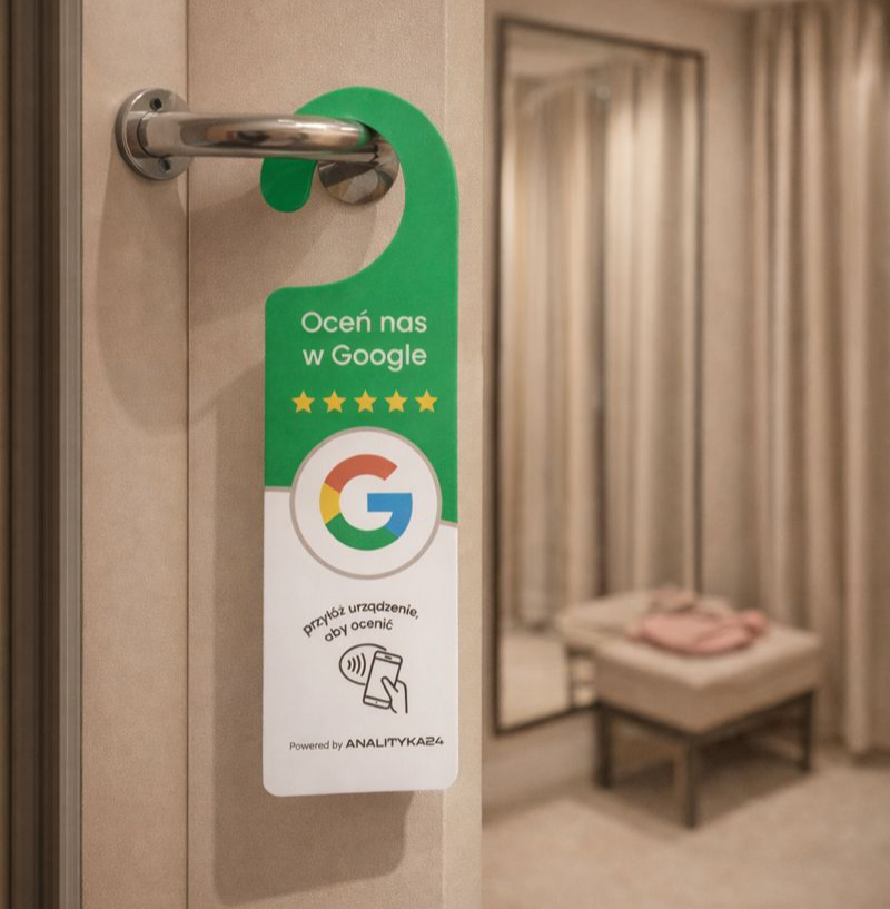 zawieszka nfc zielona w przymierzalni