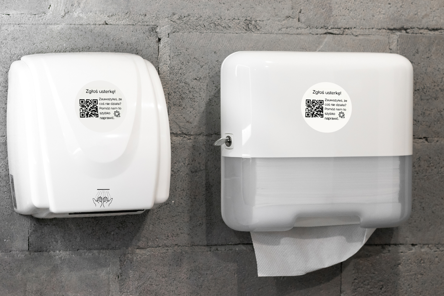 naklejka qr na dozowniku